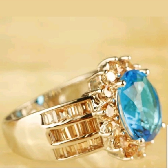 Blue and silver Vintage Style Ring with Ornate Detailing - Picture 3 of 4